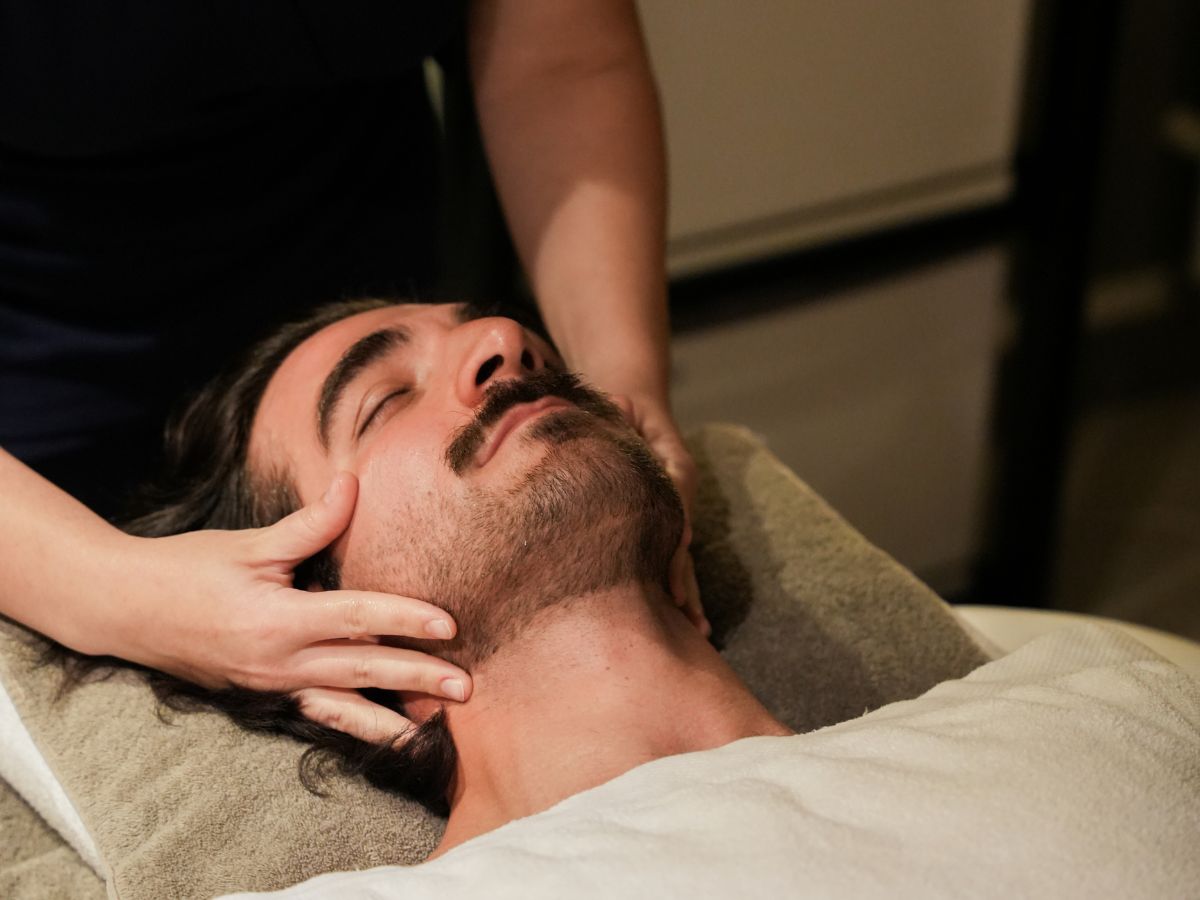 LES SOINS VISAGE · ANNE SEMONIN